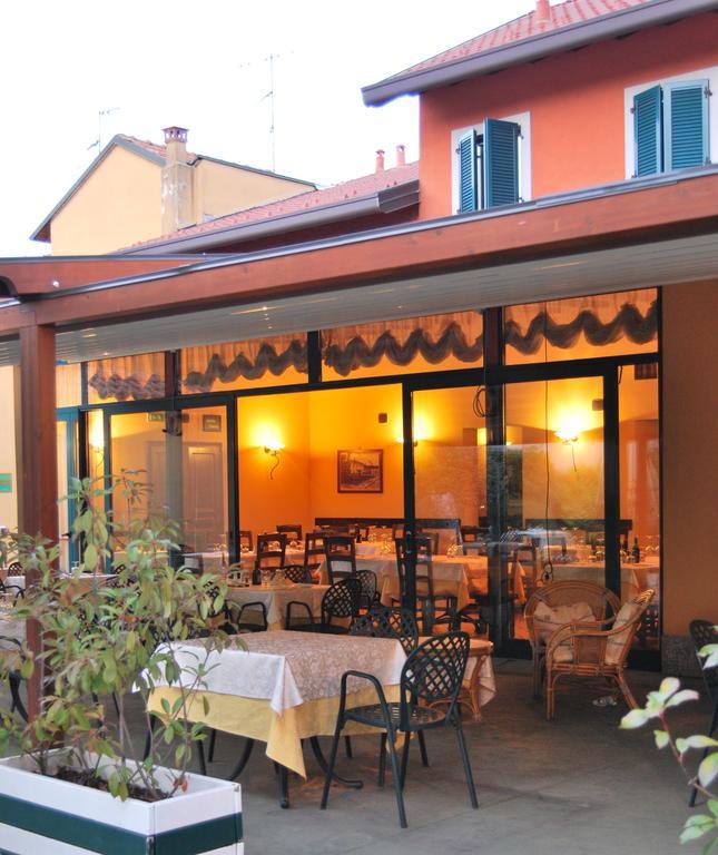 Hotel Ristorante Morus Burago di Molgora Exterior photo
